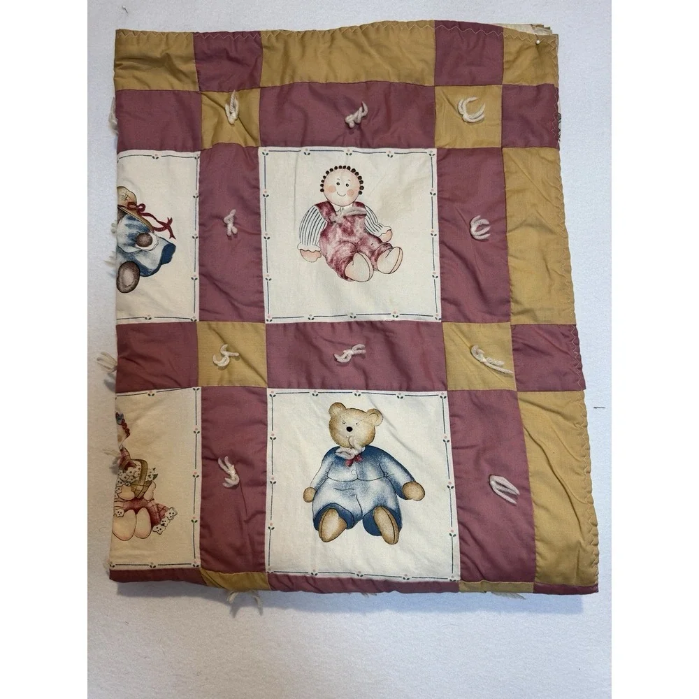 Vintage Reversible Embroidered Tied Baby Quilt 40x50‎ SALLY ANNE